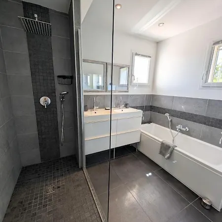 La Maison Des Lauriers En Provence, Private Pool Villa *