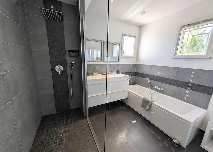 La Maison Des Lauriers En Provence, Private Pool Villa *